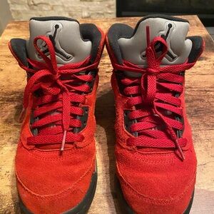 Nike Air Jordan 5 Retro Boys Size 4Y Red